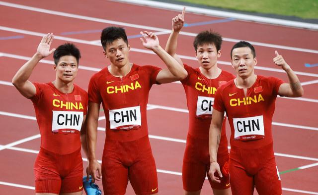 1645277268852032212.png 接力队.png